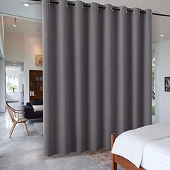 Comparativa: Cortinas Separadoras y Paneles Fijos para Dividir Espacios