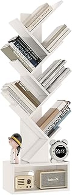 Estrategias para organizar una estantería alta y estrecha